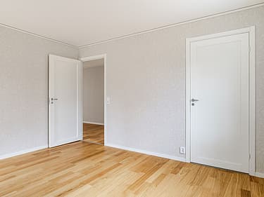 806510-421-1_066