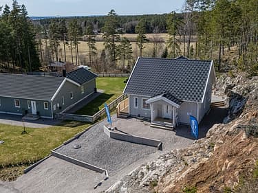 730566-426-1_009
